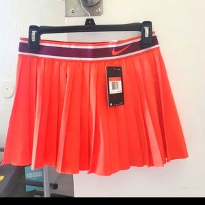 Nike victory tennis skirt NWT